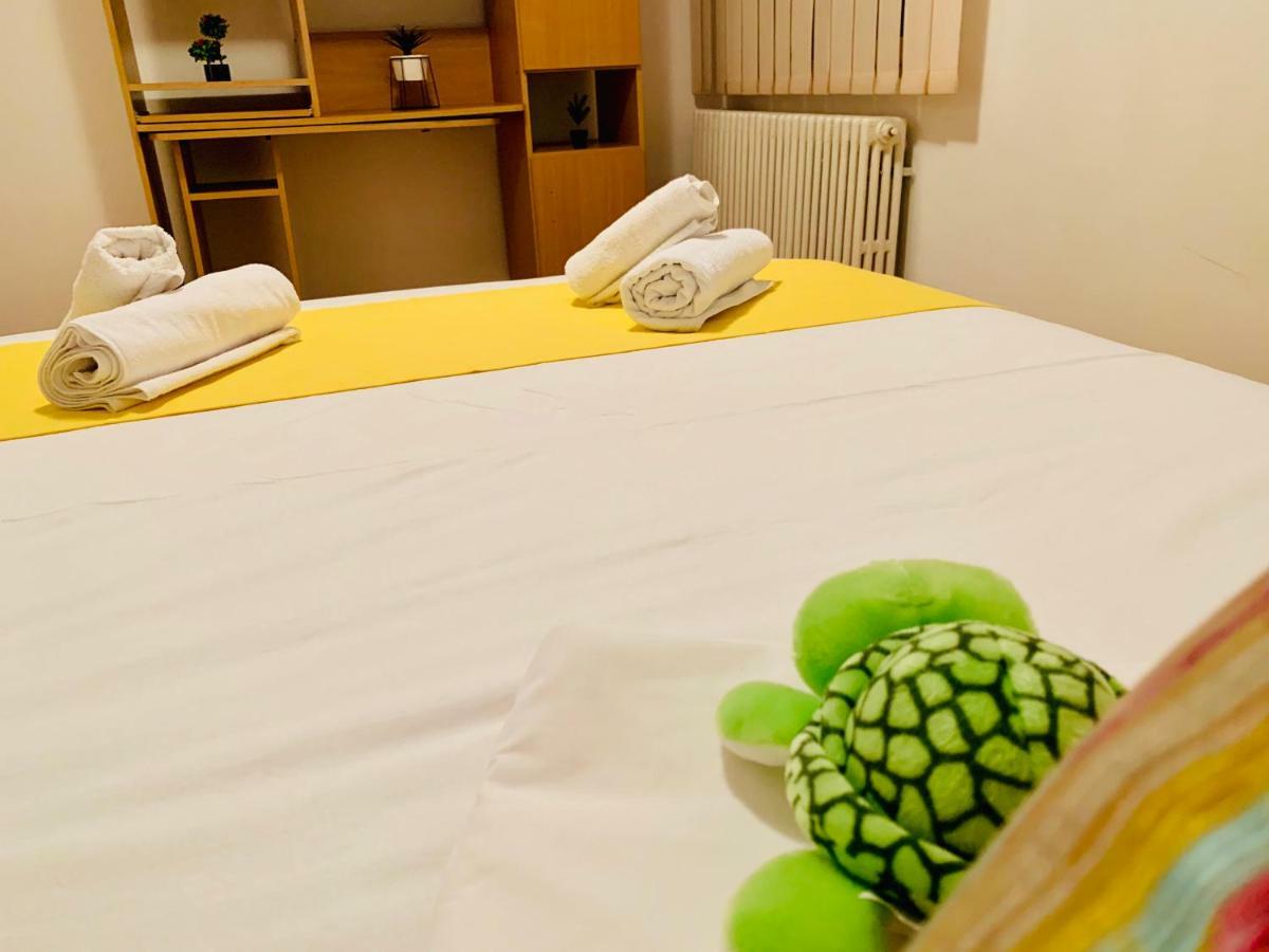 Ultracentral Apartment With All You Need: Wifi, Tv, Ac, Washer, Coffe Timisoara Bagian luar foto