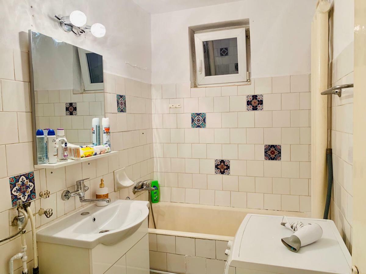 Ultracentral Apartment With All You Need: Wifi, Tv, Ac, Washer, Coffe Timisoara Bagian luar foto