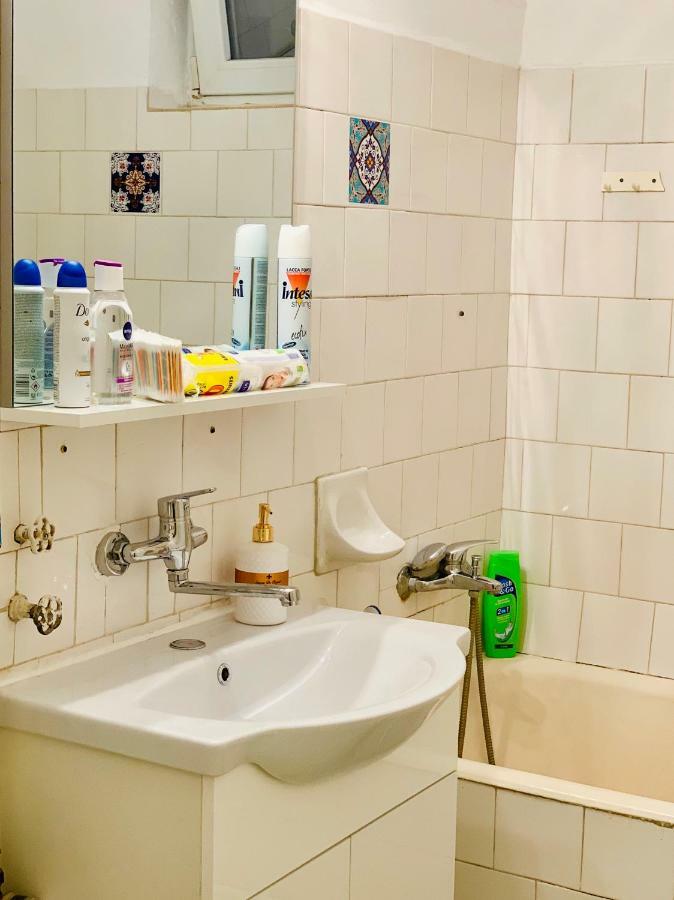 Ultracentral Apartment With All You Need: Wifi, Tv, Ac, Washer, Coffe Timisoara Bagian luar foto